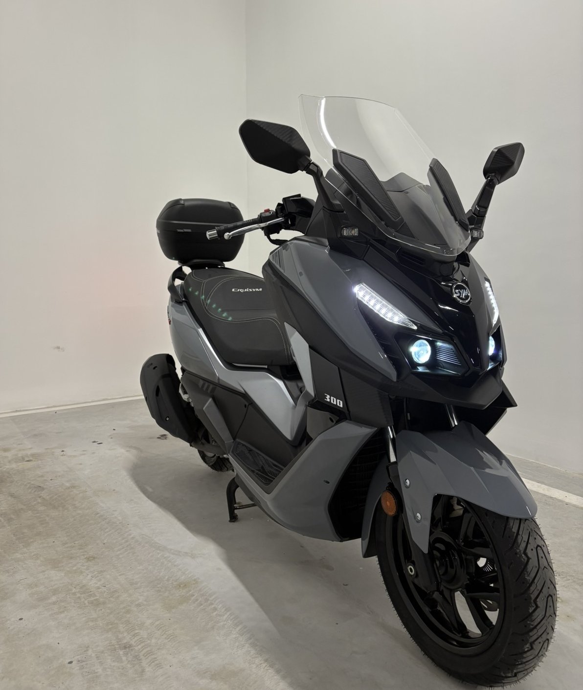 Modern scooter fleet